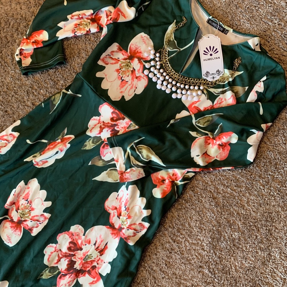 Humelyan Midi Dress